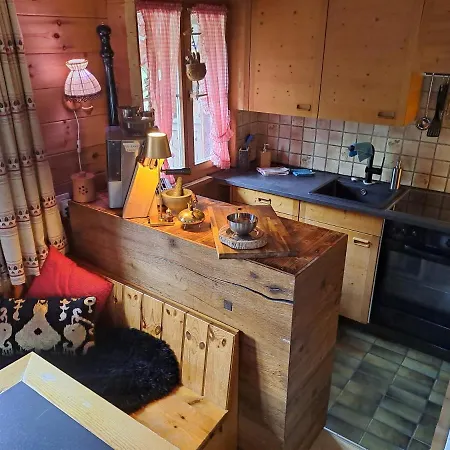 Saentis Chalet Chnorz Fireplace Apartment 아파트